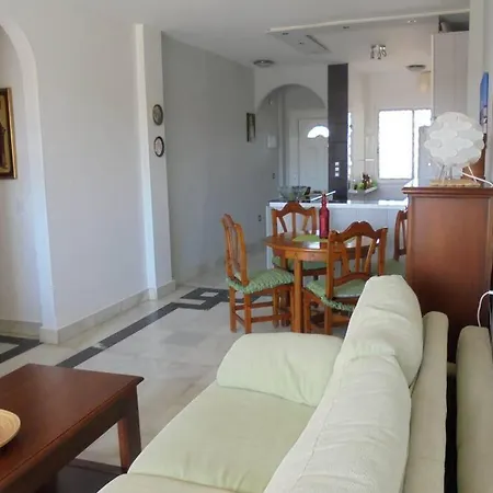 Los Hibiscus, Swimming Pool, Beach, Near Golf Apartamento *